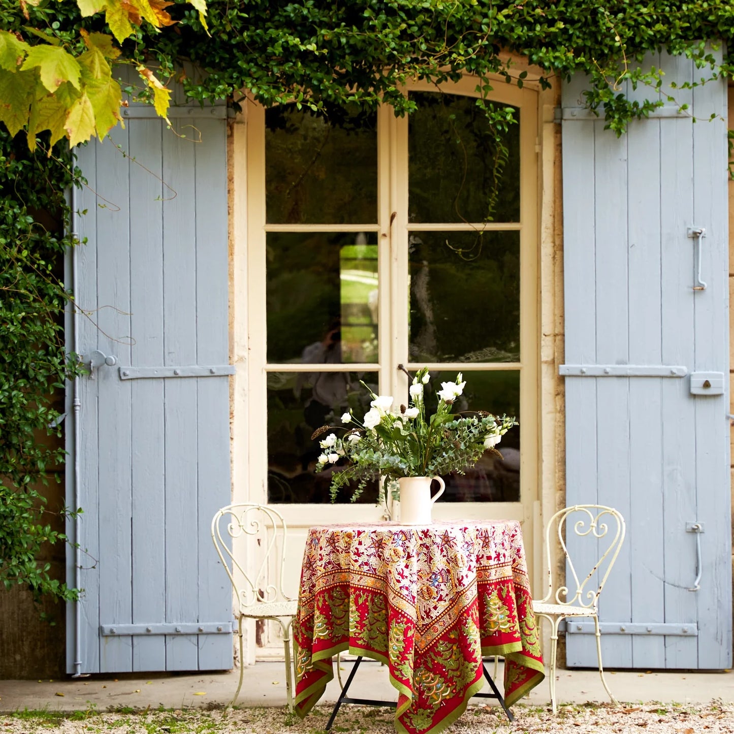 French Noel Red/Green Tablecloths by Colour Nature