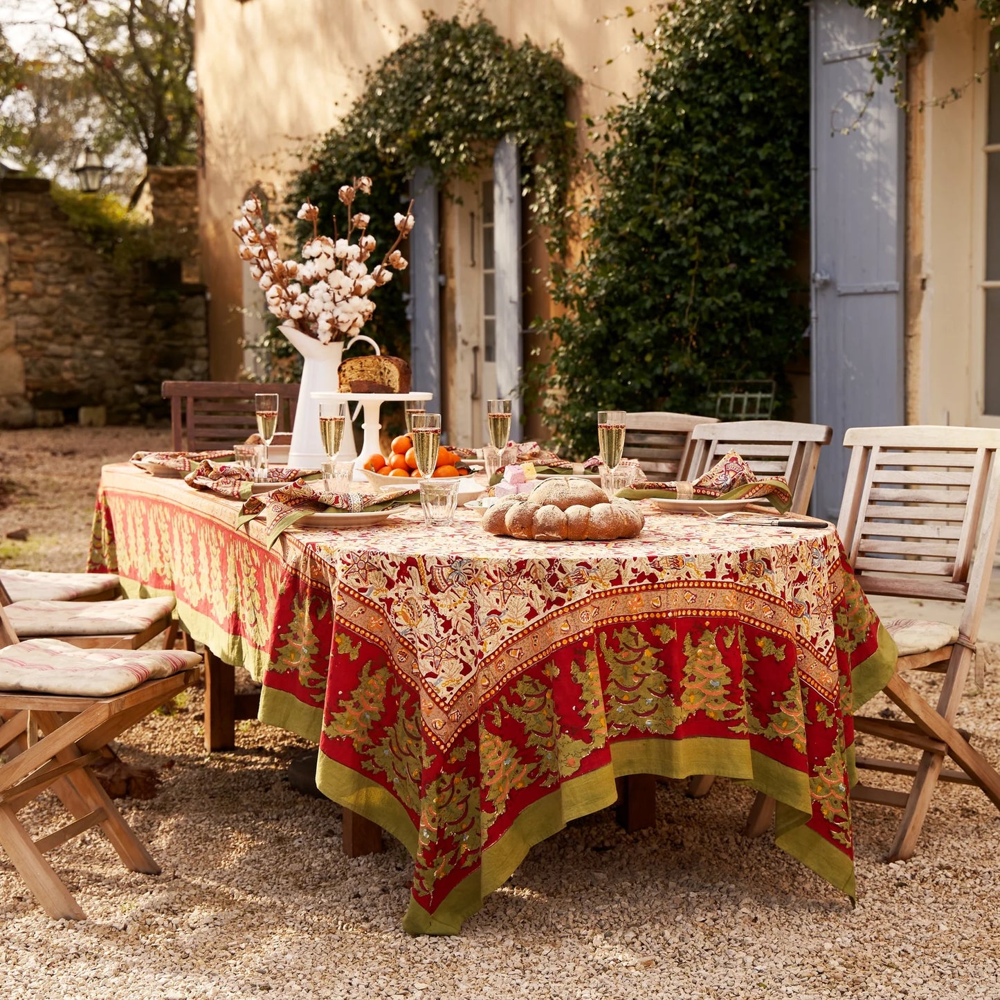 French Noel Red/Green Tablecloths by Colour Nature